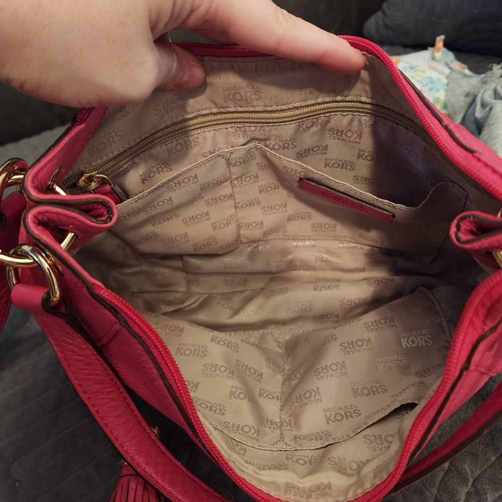 Michael Kors Hot Pink Shoulder Bag with Gold Accents - Picture 7 of 8
